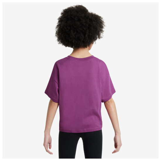 Nike Παιδική κοντομάνικη μπλούζα Sportswear Essential Nike Παιδική κοντομάνικη μπλούζα Sportswear Essential